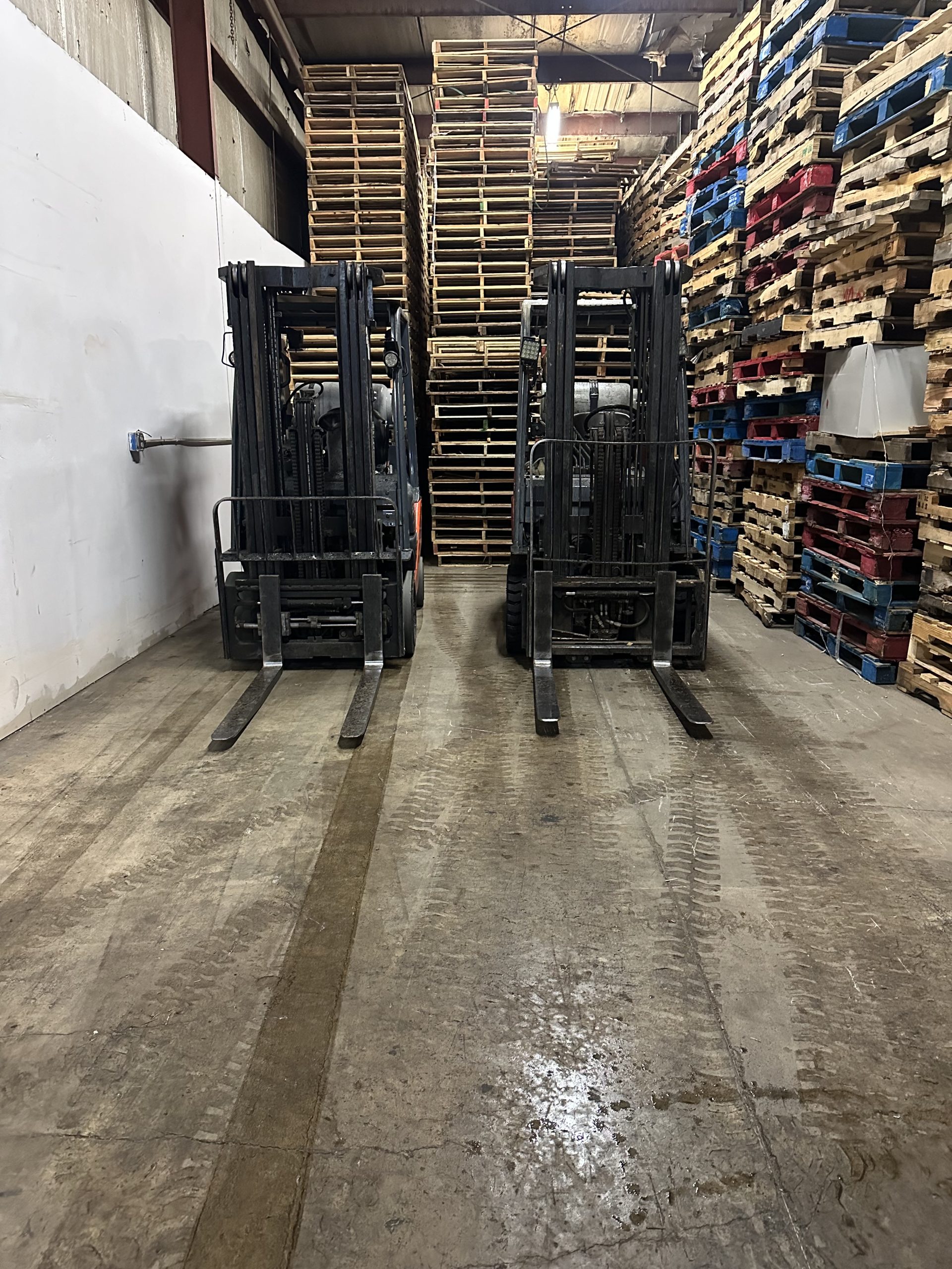 image1 Pallet repair and refurbishment services in Kent, Washington (WA).